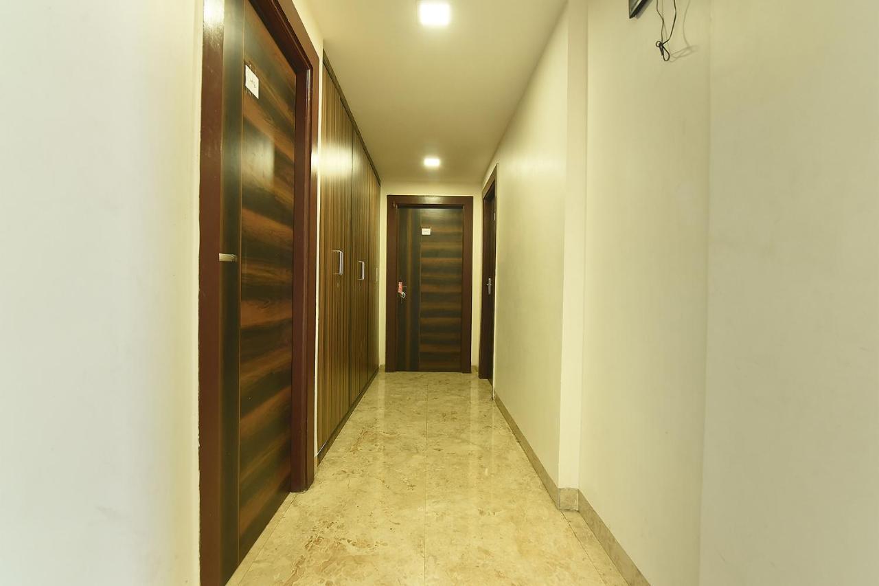 โอโย แฟล็กชิป 75427 โฮเทล ซันไชน์ Hotel Gauripur  ภายนอก รูปภาพ