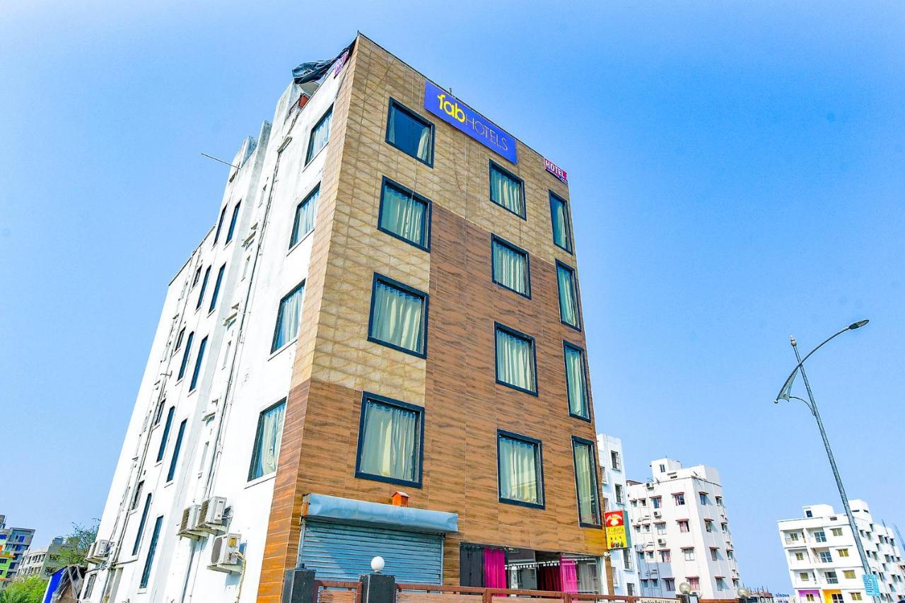 โอโย แฟล็กชิป 75427 โฮเทล ซันไชน์ Hotel Gauripur  ภายนอก รูปภาพ