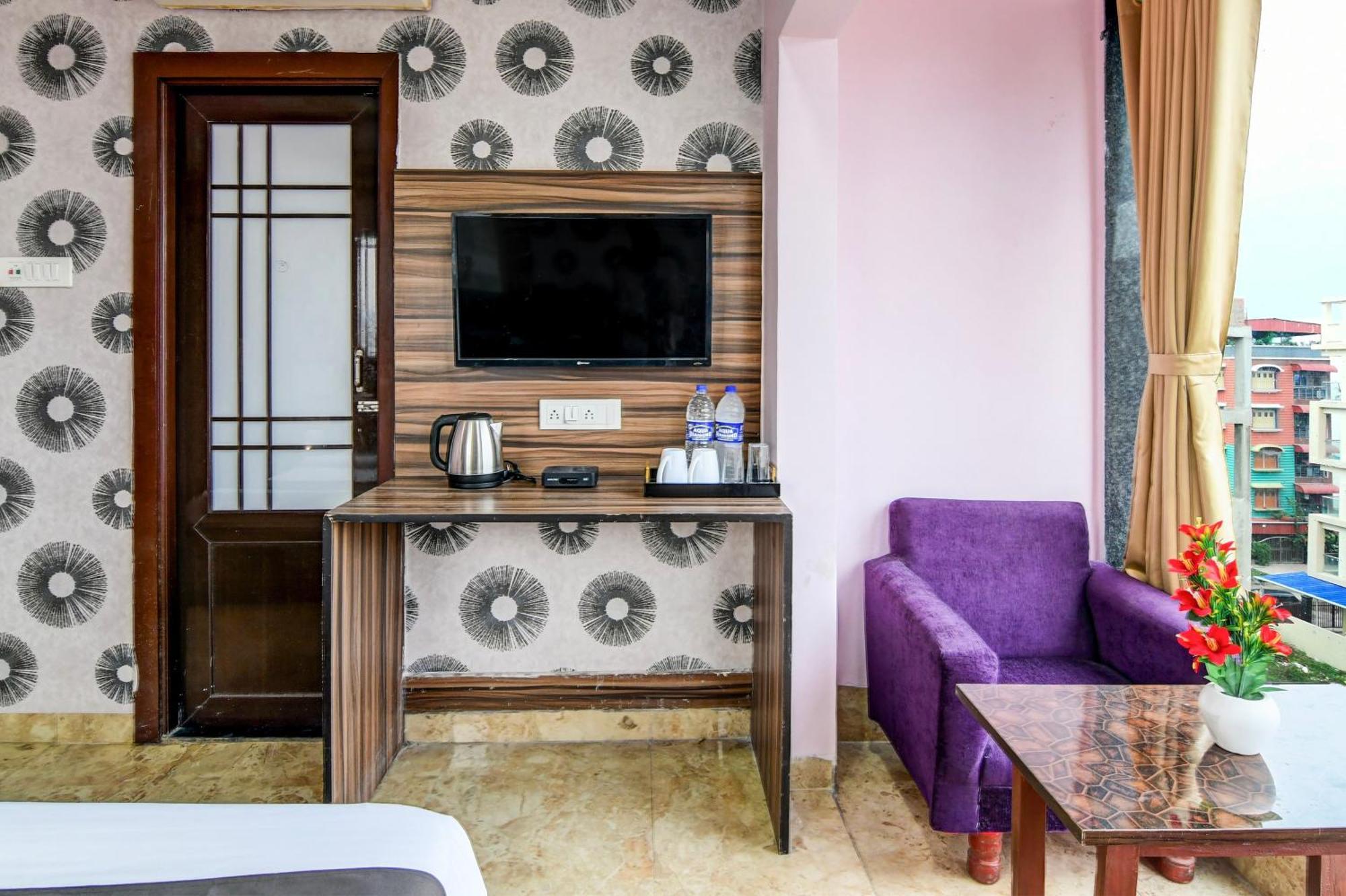 โอโย แฟล็กชิป 75427 โฮเทล ซันไชน์ Hotel Gauripur  ภายนอก รูปภาพ